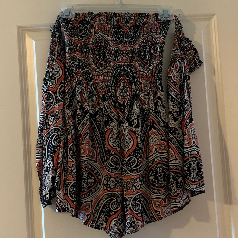Strapless romper with off shoulder long sleeve. S